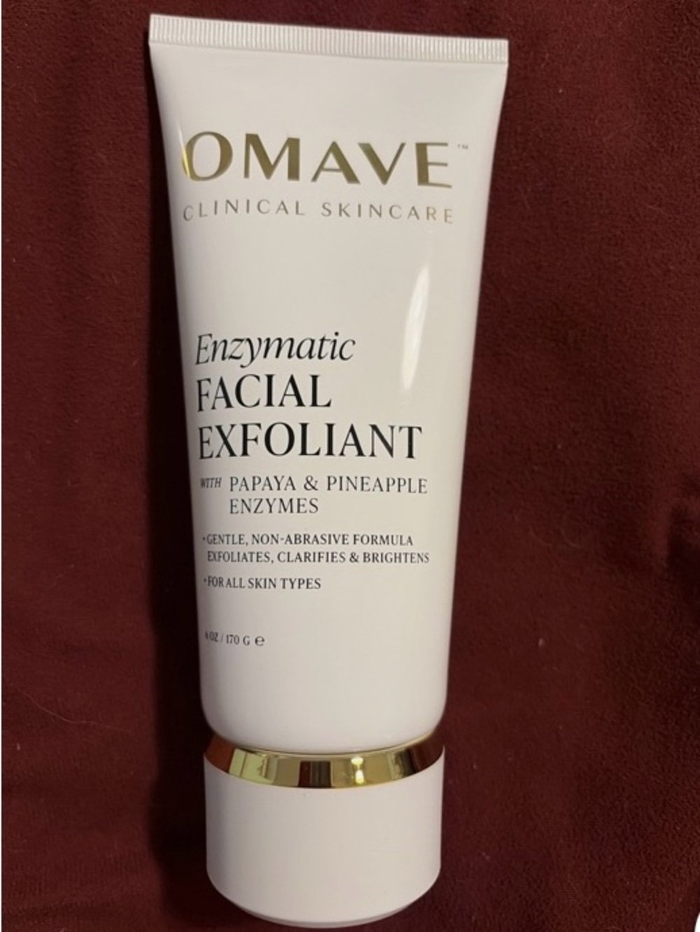 Omave Enzymatic Facial Exfoliant - White and Gold